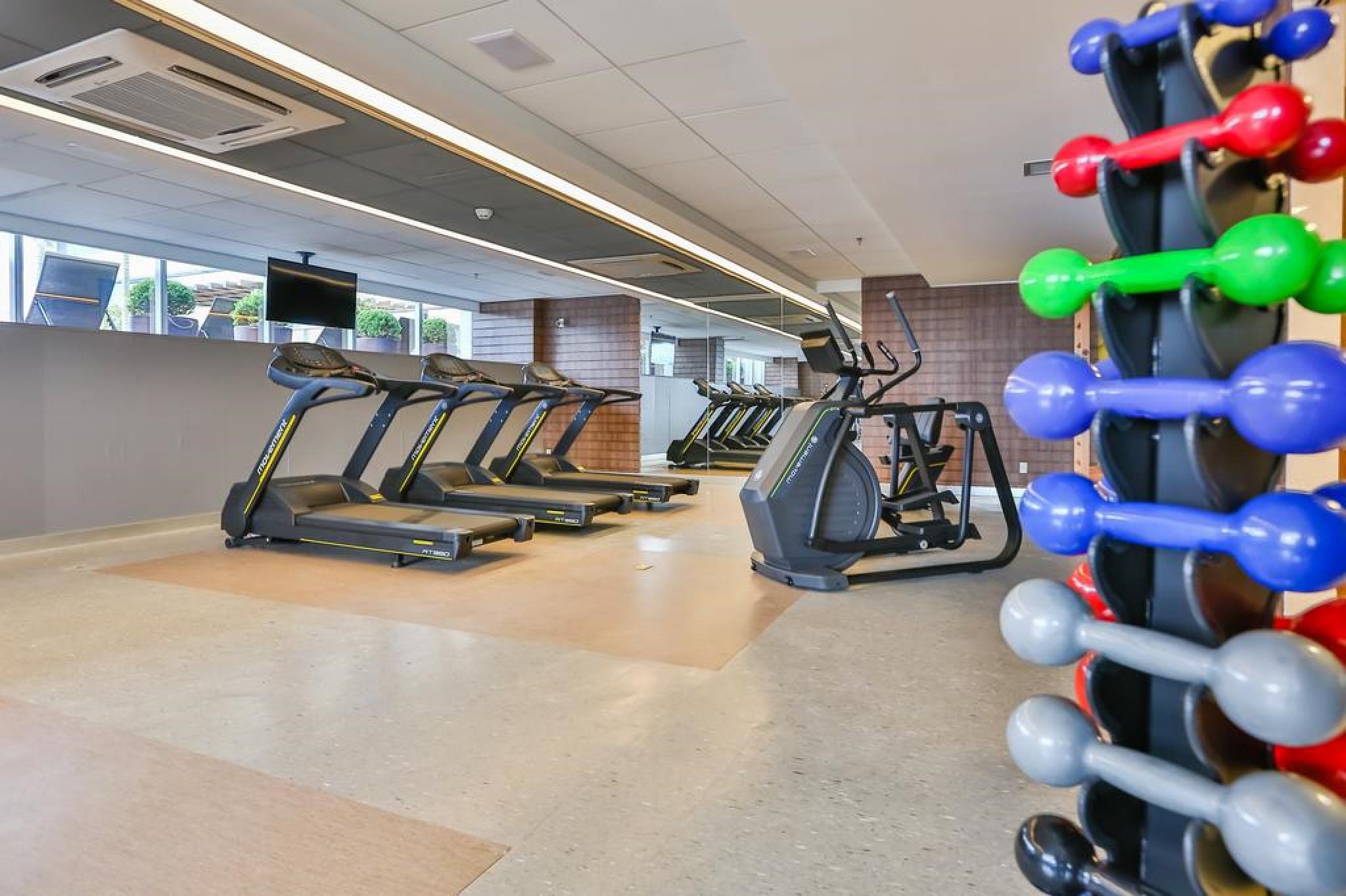 Transamerica Collection Goiânia Zewnętrze zdjęcie The gym at the hotel