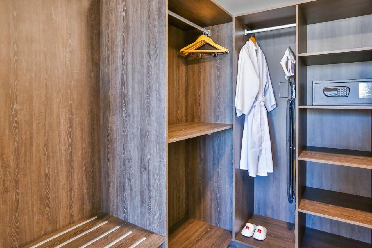 Transamerica Collection Goiânia Zewnętrze zdjęcie A wardrobe